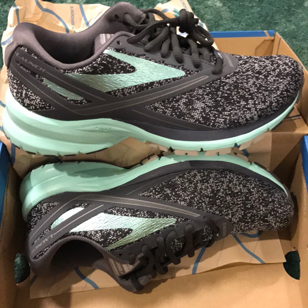 NIB Brooks Launch 4